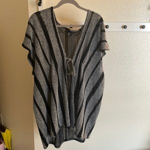 Unknown Black/Grey Striped Short Sleeved Cardigan (Size L)